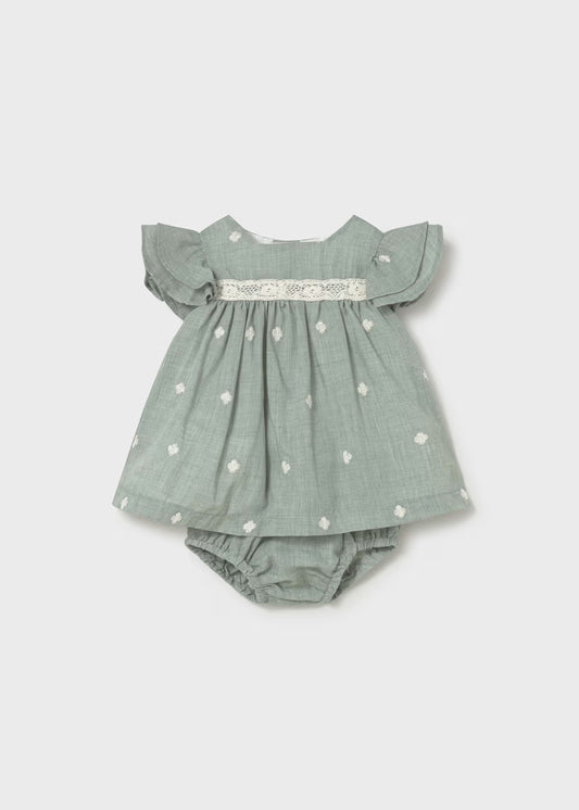 Vestido con cubrepañal recién nacida