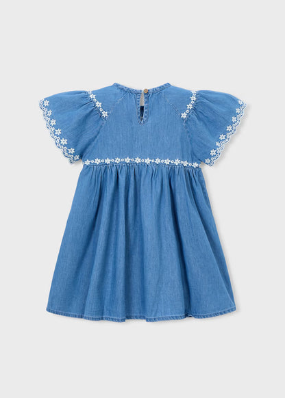Vestido detalles bordados niña