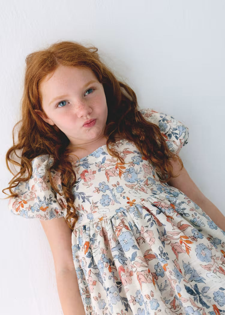 Vestido flores manga abullonada niña